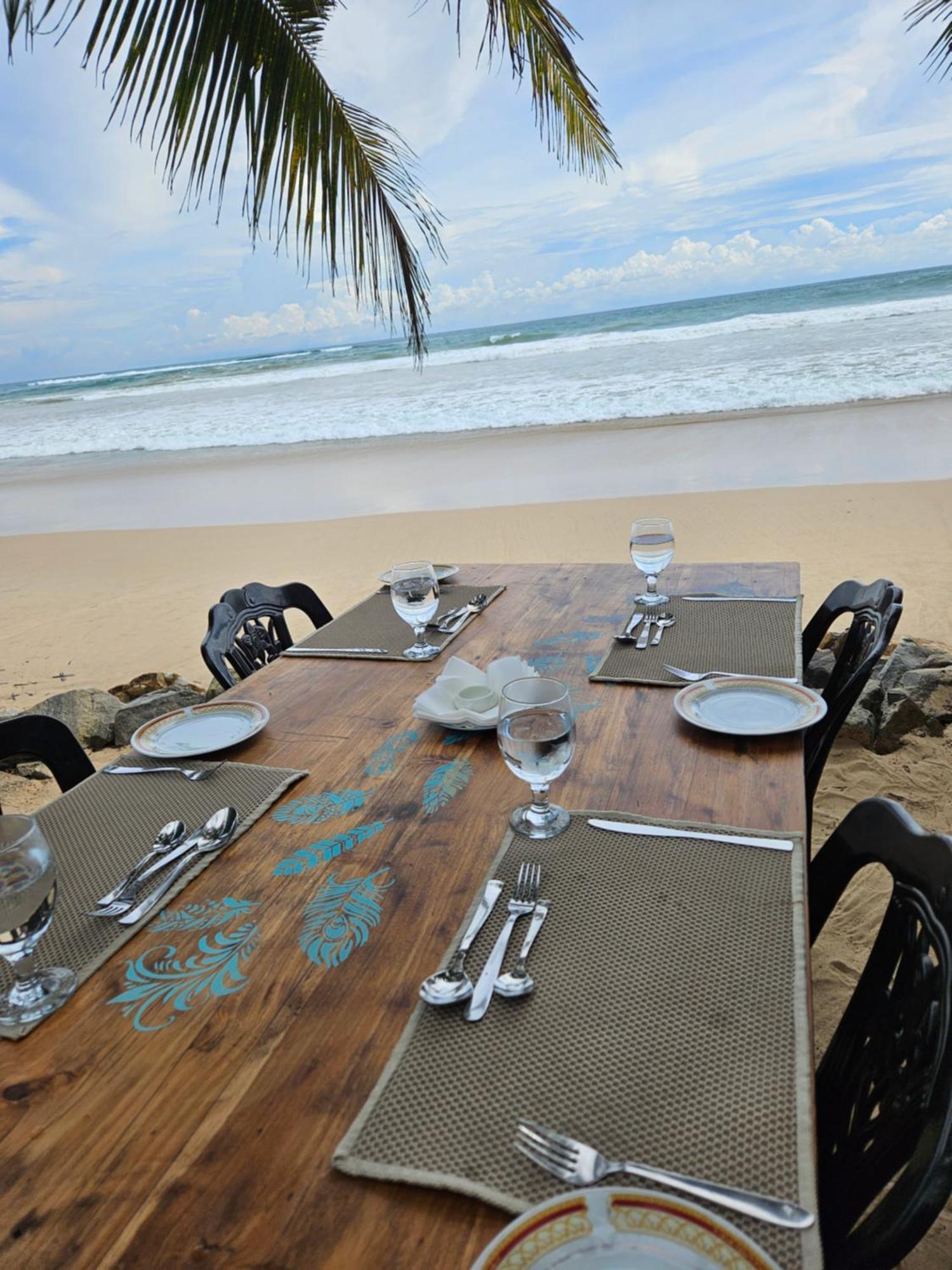 Balance Beach Resort Dikwella Ngoại thất bức ảnh