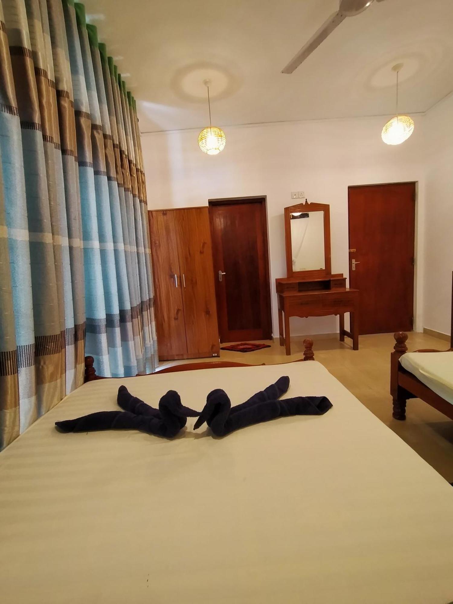 Balance Beach Resort Dikwella Ngoại thất bức ảnh
